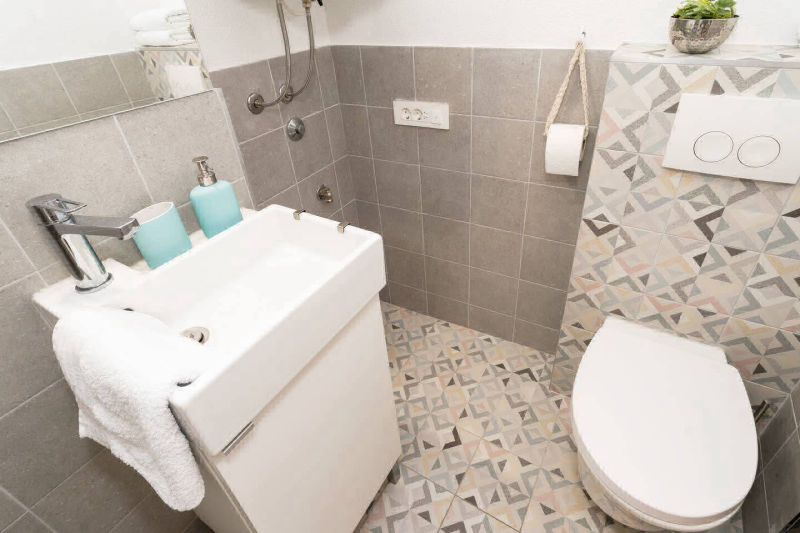 Arco Bathroom