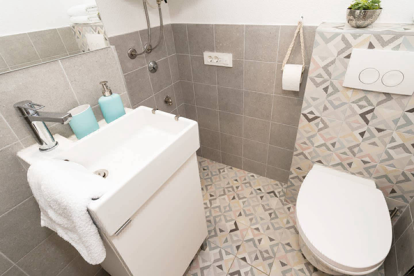 Arco Bathroom